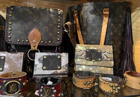 who sale louis vuitton